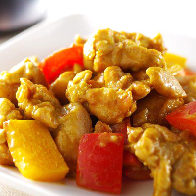 Pollo al curry thai