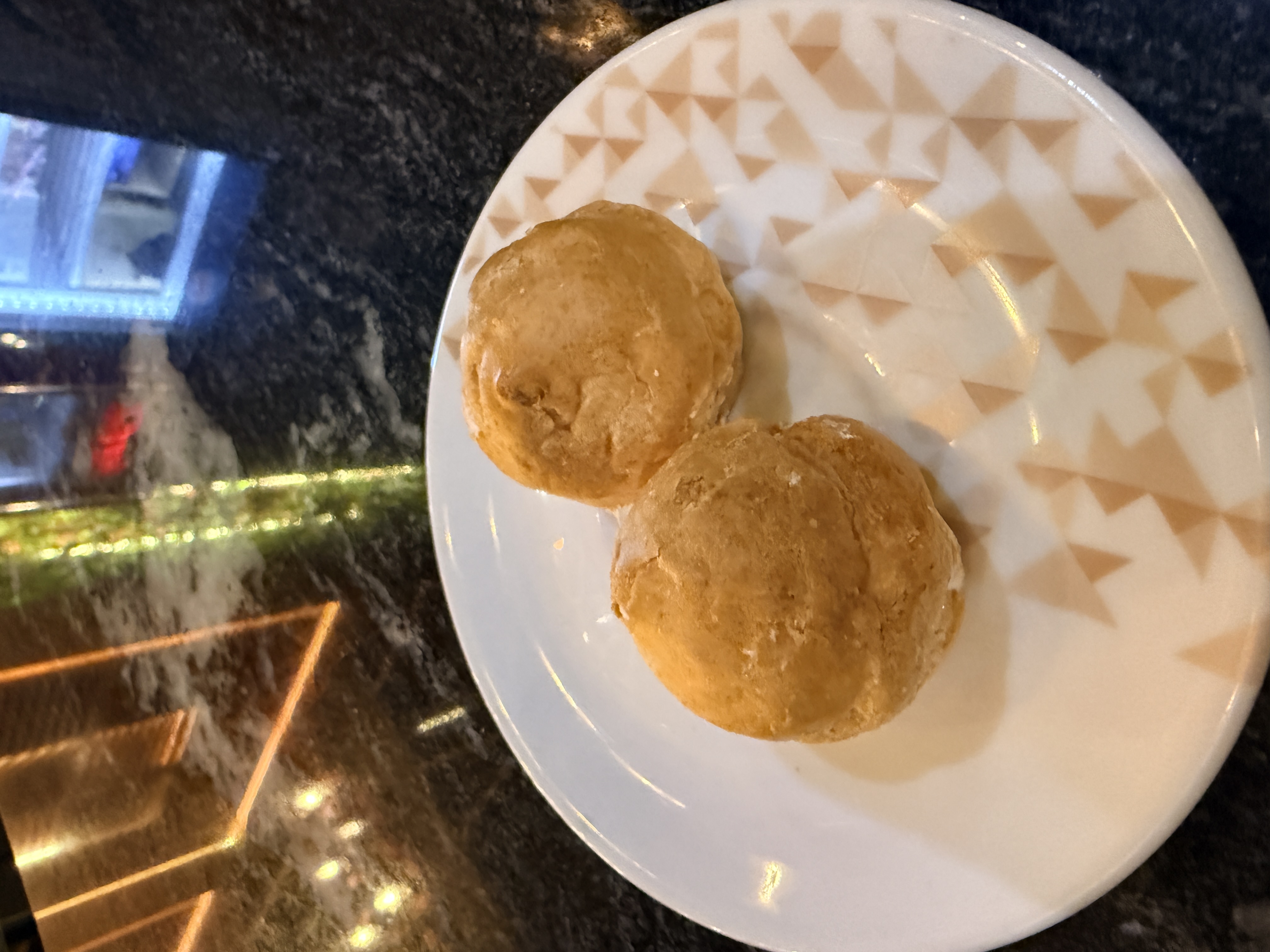 Profiteroles queso crema(2 unidades)